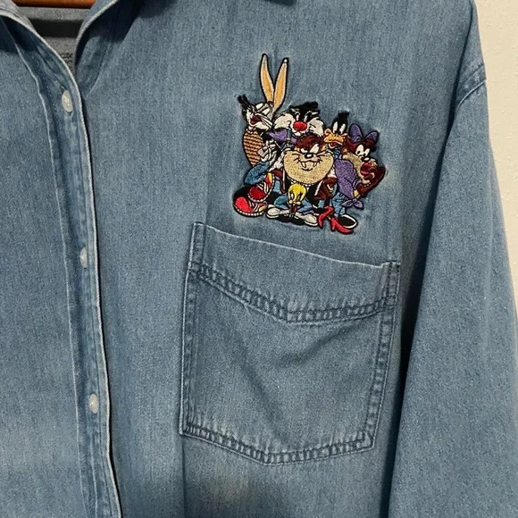 Vintage 90s Looney Tunes Denim Shirt with Cartoon Characters - Picture 5 of 8